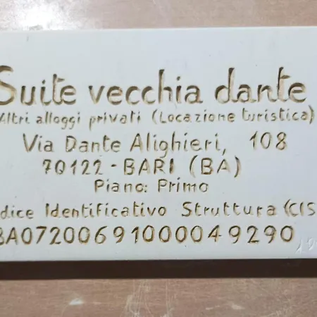 Suite Vecchia Dante Bari Exterior foto