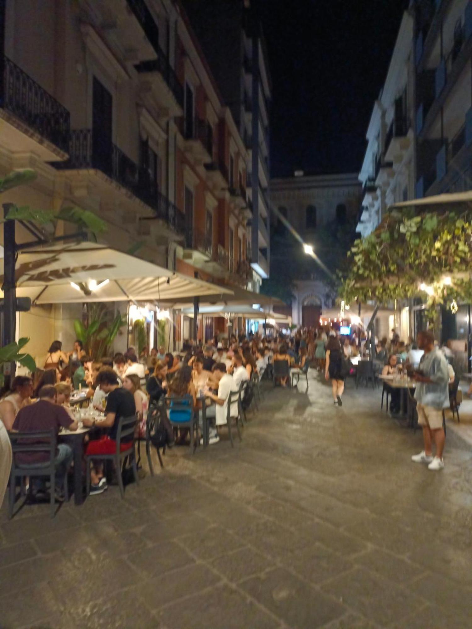 Vecchia Dante Appartement Bari